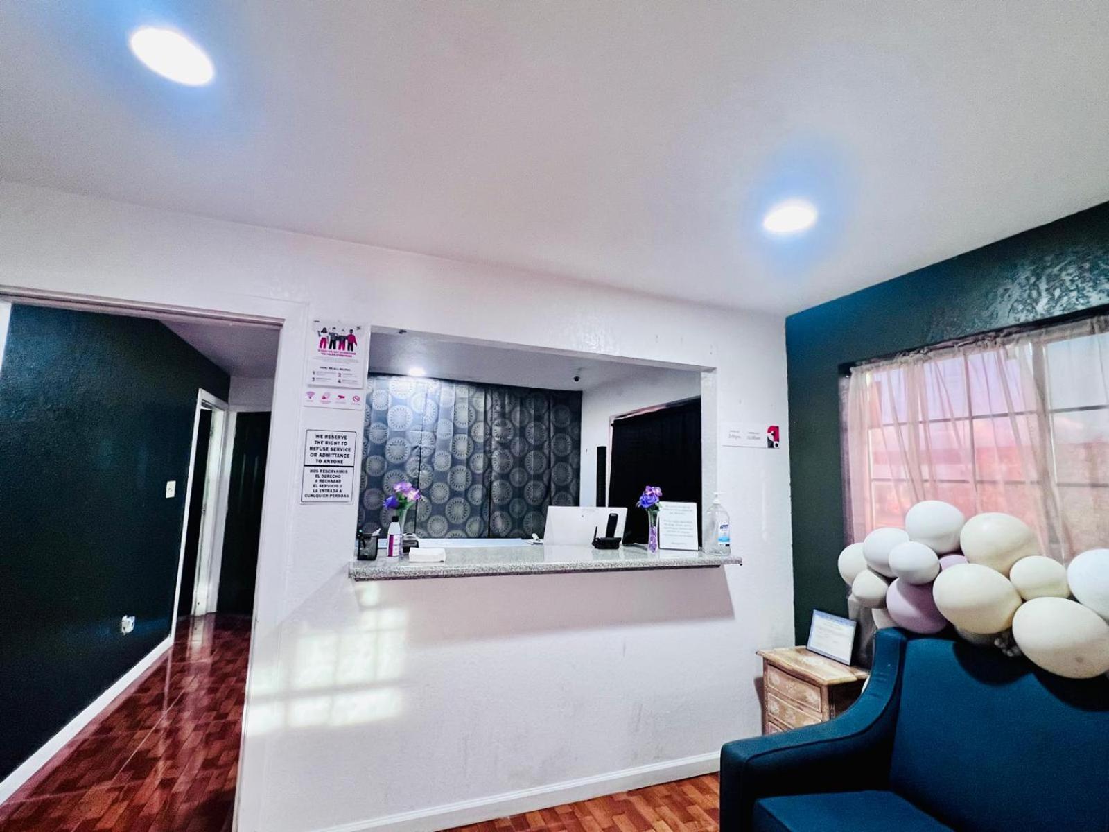 Oyo Garden Inn And Suites Pearsall I-35 East Екстер'єр фото