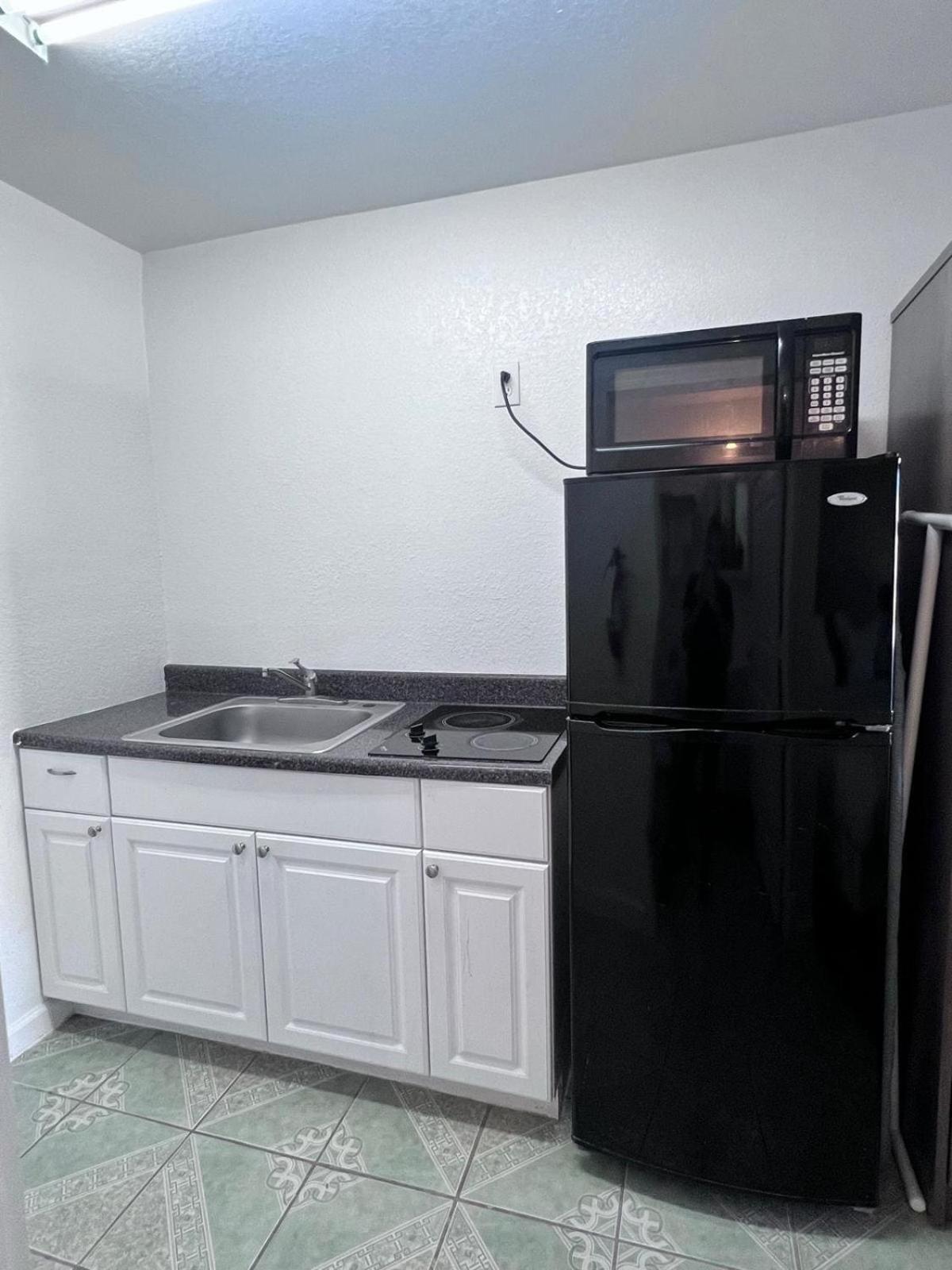 Oyo Garden Inn And Suites Pearsall I-35 East Екстер'єр фото